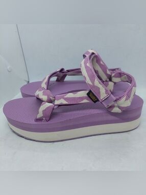Teva Flatform Universal Sandals Lavender Womens Size 10 Casual Travel Shoes